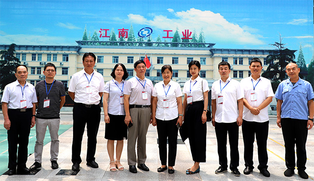 朱書(shū)記考察4